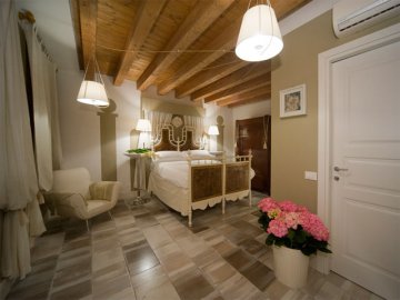 Alle kamers van BB The Place Caglliari verschillen qua interieur
